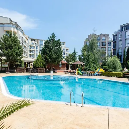 Compact With An Indoor Pool Near Cacao By Flаt Manаger Διαμέρισμα *