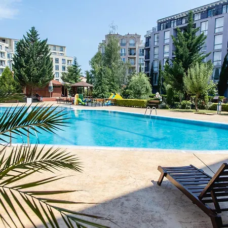 Compact With An Indoor Pool Near Cacao By Flаt Manаger Διαμέρισμα *